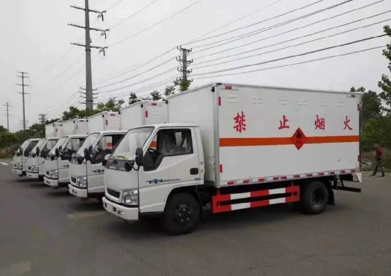 深圳到新疆塔城地區(qū)物流公司